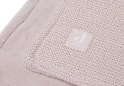 Jollein Basic Knit Pale Pink / Fleece 100 X 150 Cm Ledikantdeken 517-522-65310 10 Jollein Basic Knit Pale Pink / Fleece 100 X 150 Cm Ledikantdeken 517-522-65310 -Babyproducten Jollein Basic Knit Pale Pink Fleece 100 x 150 cm Ledikantdeken 517 522 65310 4