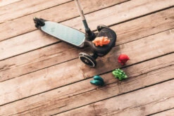 Scoot And Ride Led Steel Highwaykick 2 Step SR-96527 14 Scoot And Ride Led Steel Highwaykick 2 Step SR-96527 -Babyproducten Scoot and Ride Led Steel Highwaykick 2 Step SR 96527 .sfeer 2