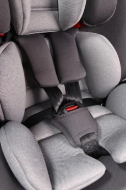 Ding Cruz Dark Grey 360° Isofix Autostoel 0-36kg DI-101920 25 Ding Cruz Dark Grey 360° Isofix Autostoel 0-36kg DI-101920 -Babyproducten di 101920 ding cruz dark grey safety belt