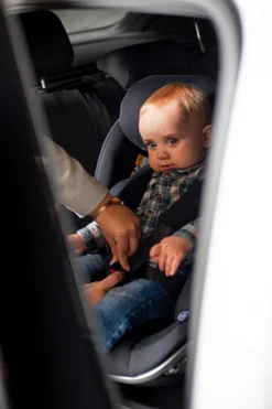 Ding Mace Blue 360° I-Size Autostoel 0-36kg DI-111919 27 Ding Mace Blue 360° I-Size Autostoel 0-36kg DI-111919 -Babyproducten di 111917 lifestyle 01 3