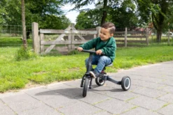 Topmark Kaya Olijf Groen 4-in-1 Loopfiets T6079.green06 -Babyproducten topmark kaya 4 in 1 loopfiets 1 1