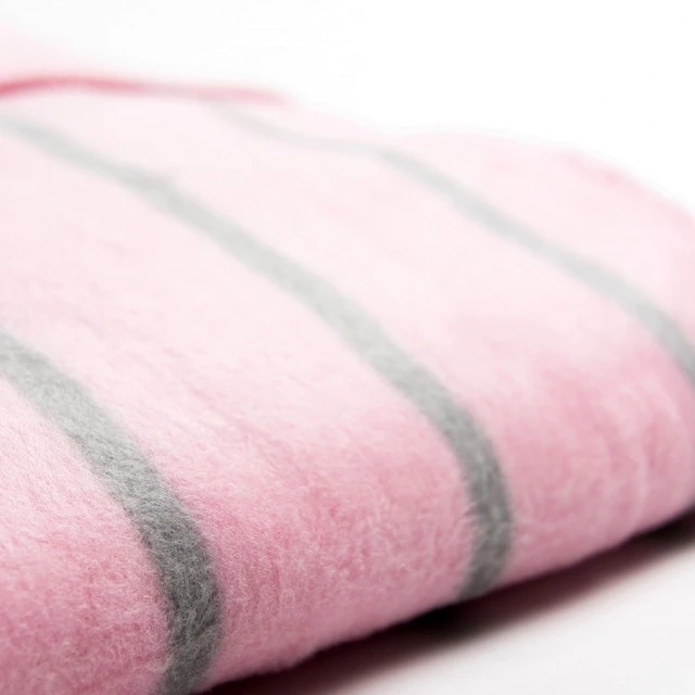 Zaffiro Grijs & Roze Gestreept 100 X 150 Cm Ledikantdeken 15403 3 Zaffiro Grijs & Roze Gestreept 100 X 150 Cm Ledikantdeken 15403 - Afbeelding 3